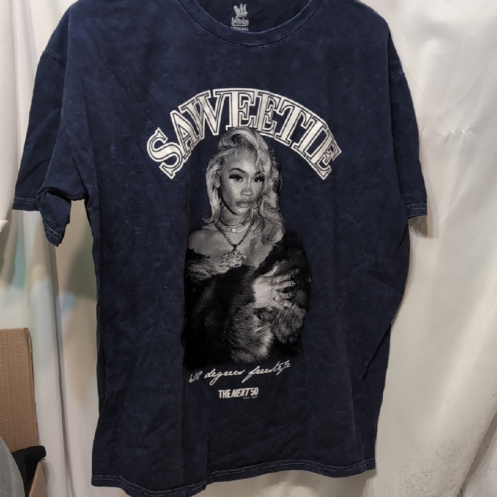 Saweetie Graphic Black Hip Hop Rap Music Tee Size Large NWOT